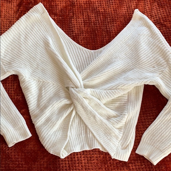 F21 Super Soft Knit Cream Off the shoulder Sweater - Picture 1 of 5